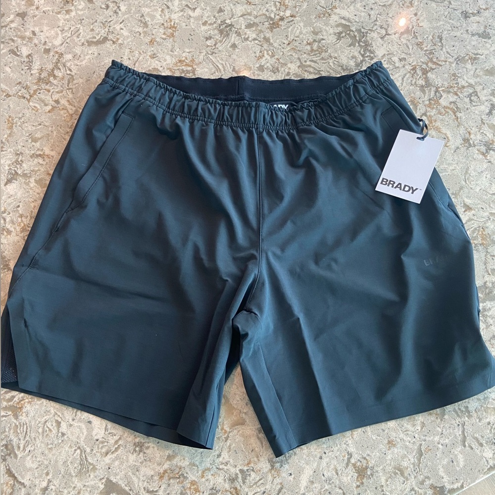 BRADY brand. Black mens shorts M. Never before worn. Tag still on.